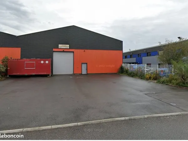 Local d’activité et entrepôt Vente Thonon-les-Bains  430m² 880000€