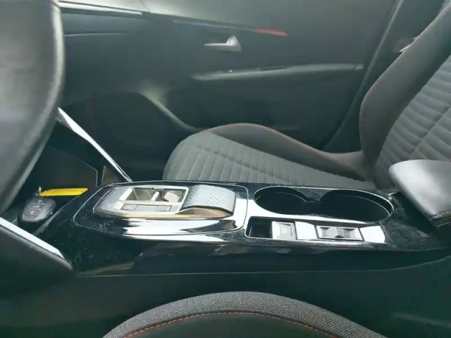 Peugeot 208 electrique 50 kwh 136ch — photo 14