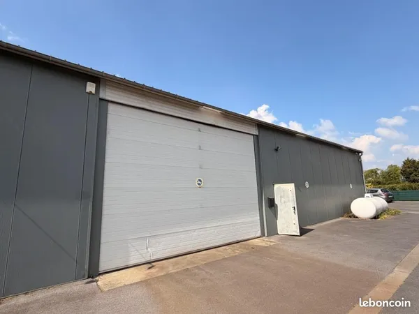 Local d'activité 520 m²