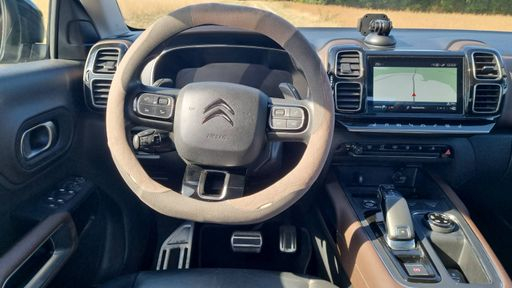 Citroen C5 Aircross 1.5 BlueHDi 130 EAT8 - Shine Pack – 2019 – 117051 km – Diesel – Boîte Automatique — photo 39