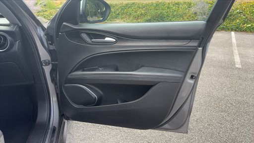 Alfa Romeo Stelvio 2.2 190 EAT8 - Executive – 2018 – 136264 km – Diesel – Boîte Automatique — photo 46