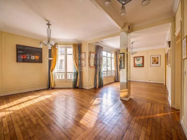 Appartement 5 pièces 124 m²