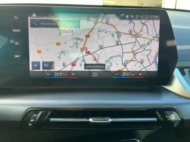 Bmw X1 sdrive18d 150ch m sport — photo 8