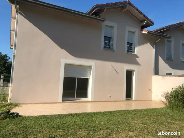 🏡 Maison 4 chambres avec jardin de 279m2
