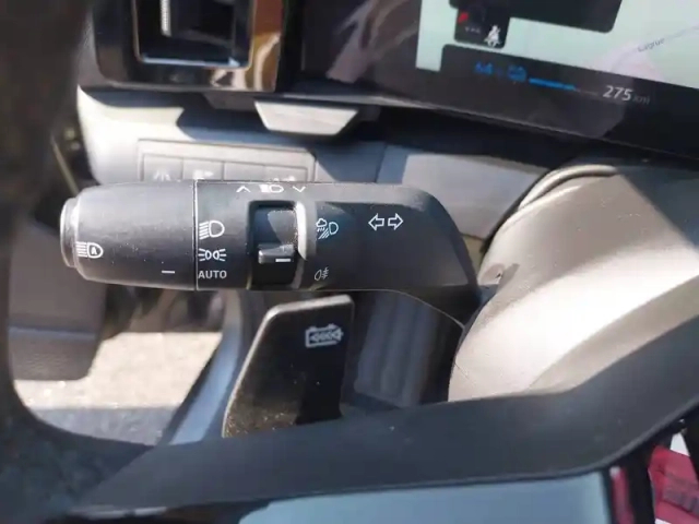 Renault Megane e-tech ev60 130ch super charge — photo 2