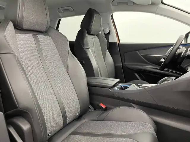 Peugeot 3008 puretech 130ch s&amp;s eat8 — photo 53