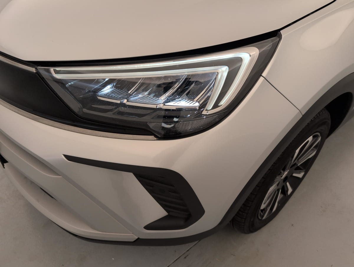 Opel Crossland — photo 21