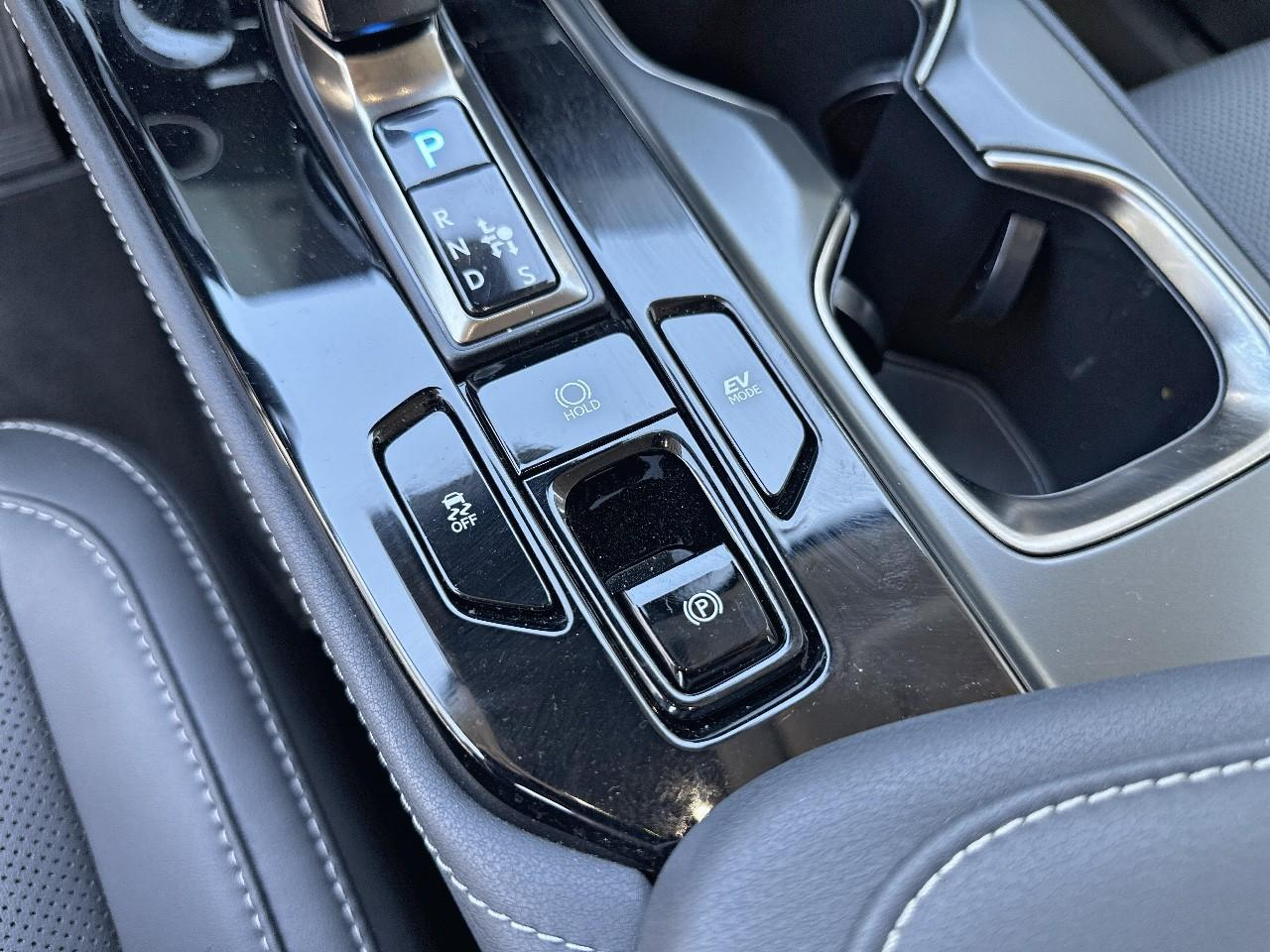 Lexus Nx 350h luxe 2wd my25 — photo 41