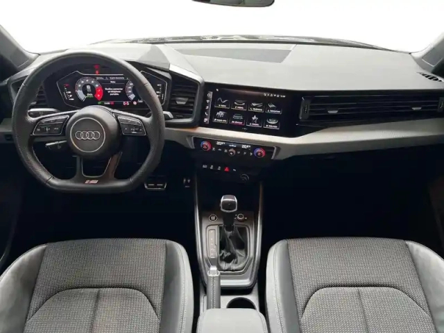 Audi A1 sportback 35 tfsi 150 ch s tronic 7 — photo 11