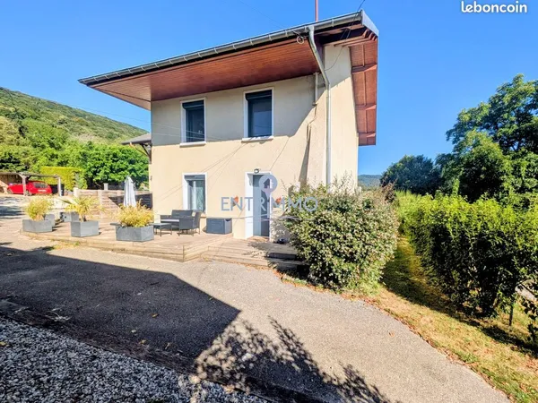 Maison 7 pièces 114 m²