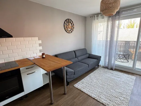 F2 Meublé Bornel résidence privé