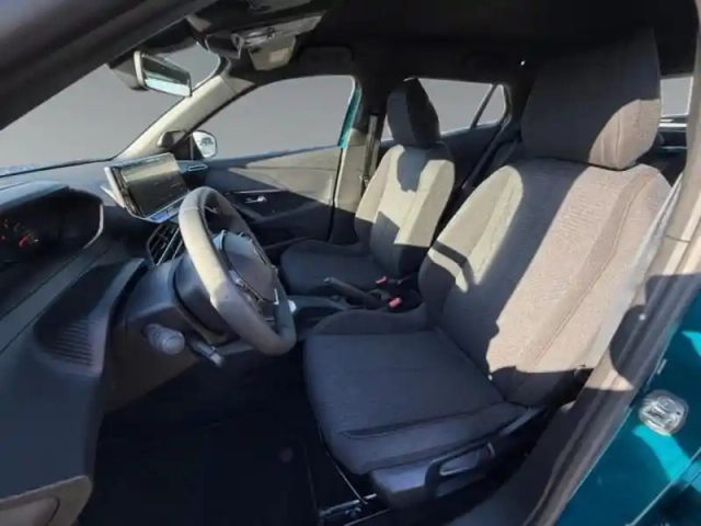 Peugeot 2008 100 style gps camera allure care 8 ans — photo 9