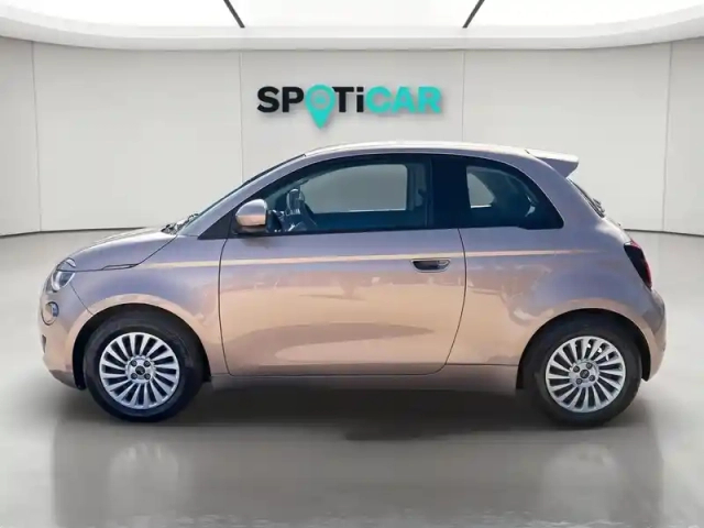Fiat 500 e 95ch action — photo 2