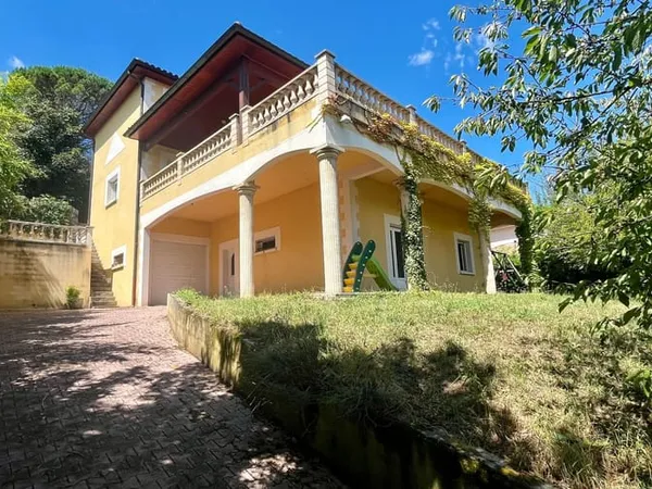 Appartement 4 pièces 127 m²