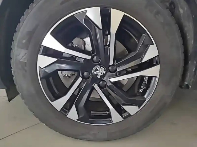 Peugeot 2008 bluehdi 110 s&amp;s bvm6 — photo 13