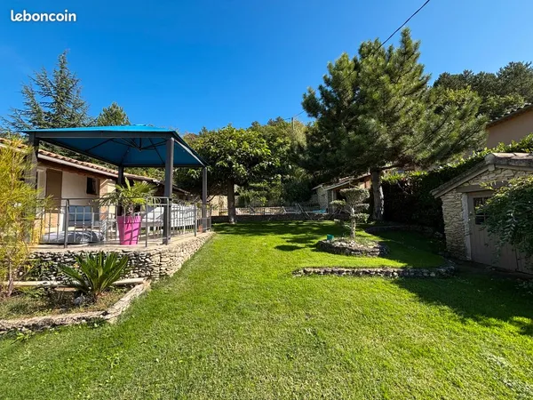 Charmante villa 6 pièces 158m2