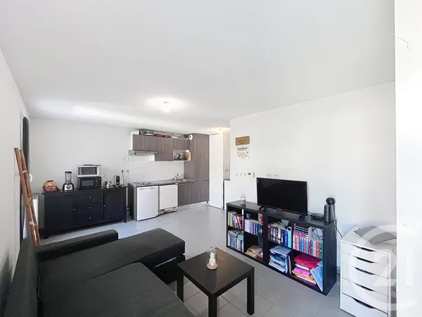 Studio 1 pièce 30 m²