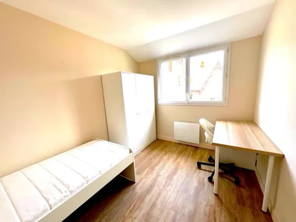 Chambre 1 pièce 11 m²