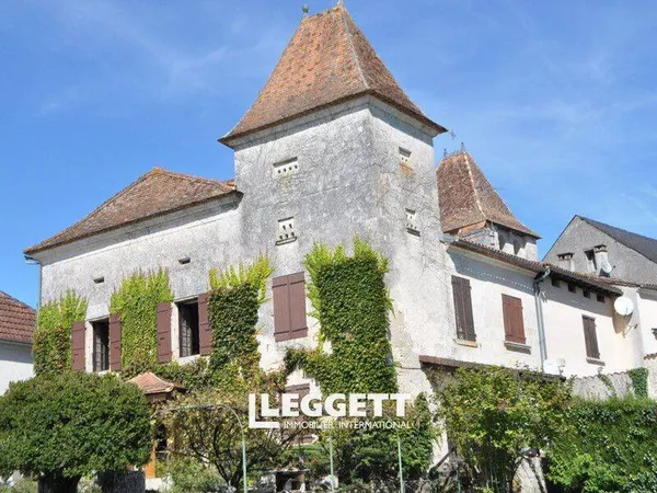 Maison 5 pièces 210 m²