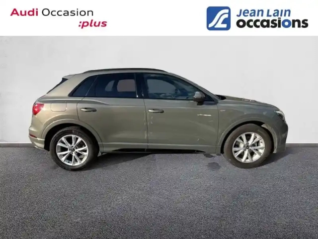 Audi Q3 35 tfsi 150 ch s tronic 7 — photo 24