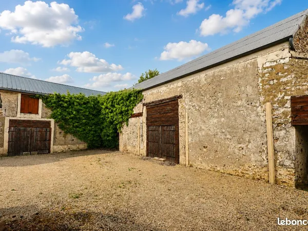 Grange 10 pièces 300 m²