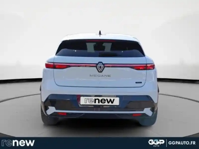 Renault Megane e-tech electric ev60 220ch techno super charge -c — photo 4