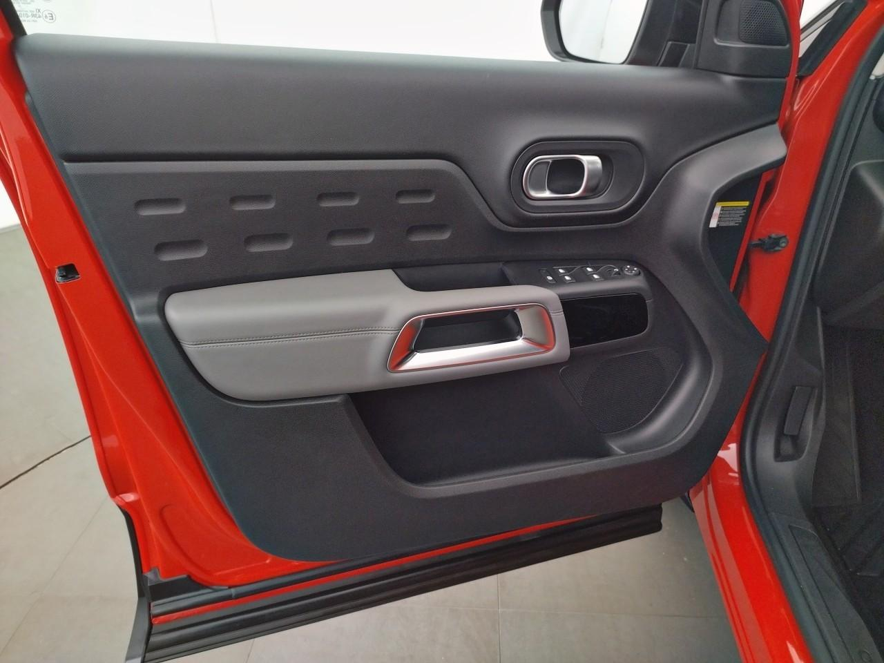 Citroën C5 Aircross hybride rechargeable 225 s&s e-eat8 feel — photo 23