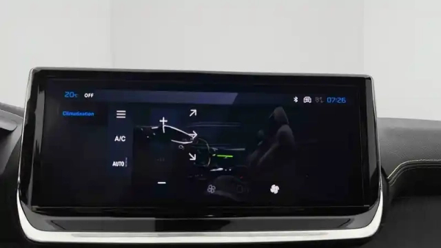 Peugeot 208 hybrid 145 ch e-dcs6 — photo 17