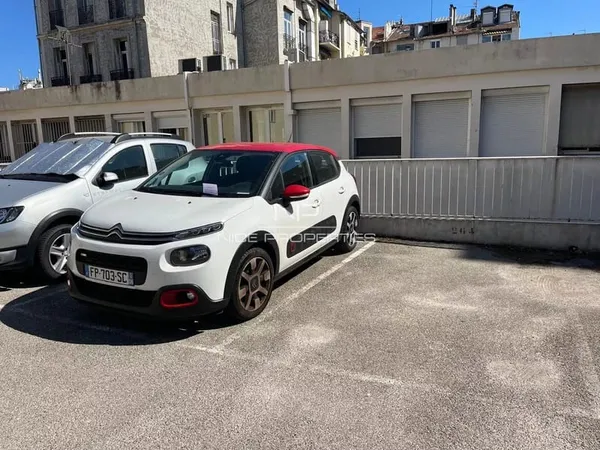 PARKING RUE GOUNOT