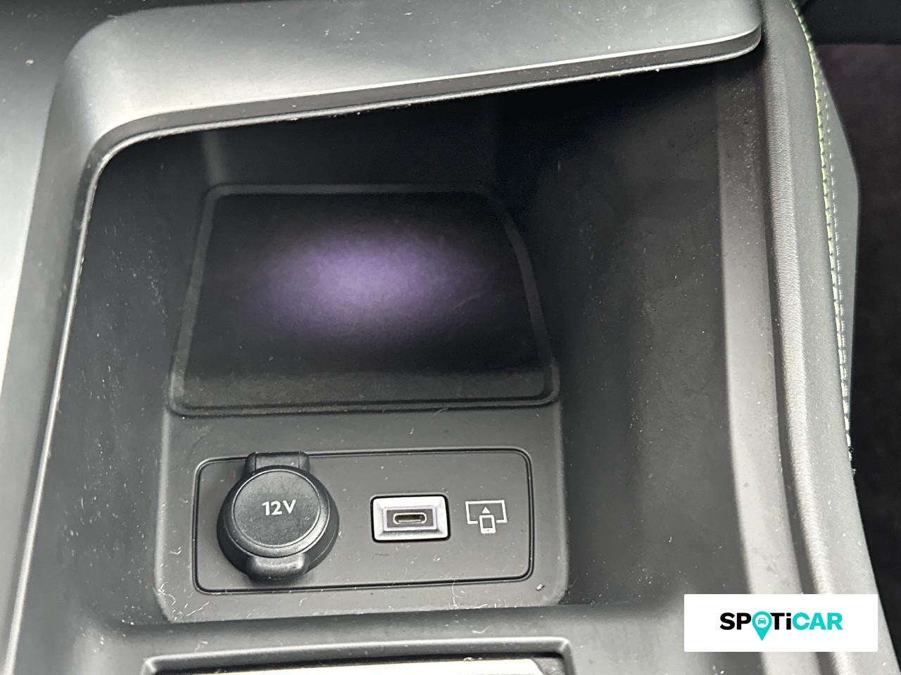 Peugeot 308 sw gt puretech 130 s s eat8 — photo 16