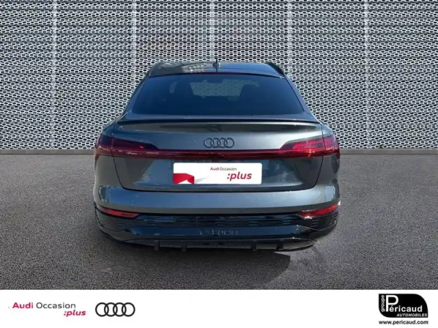Audi E-Tron q8  sportback 55 408 ch 114 kwh quattro — photo 3