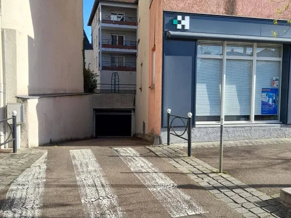 Parking 13 m²