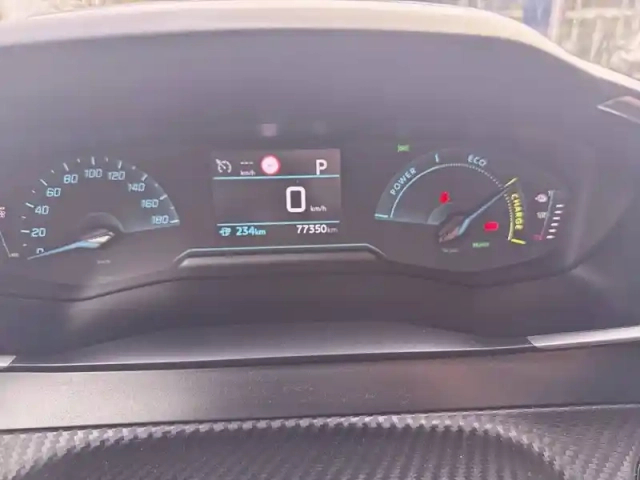 Peugeot 208 electrique 50 kwh 136ch — photo 44