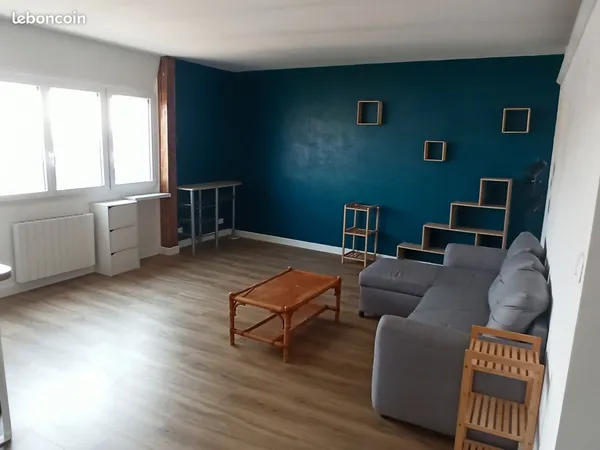 T2bis rénové et meublé