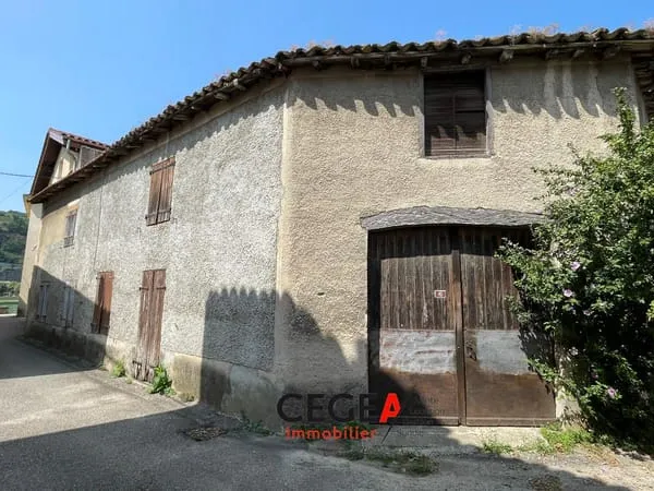 Maison 1 pièce 300 m²