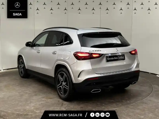 Mercedes Gla 200 d amg line — photo 3