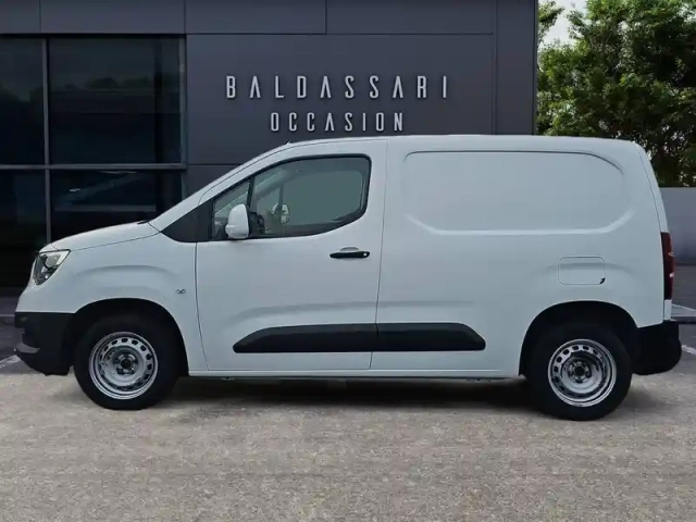 Opel Combo cargo 1.5 130 ch s/s l1h1 standard — photo 92