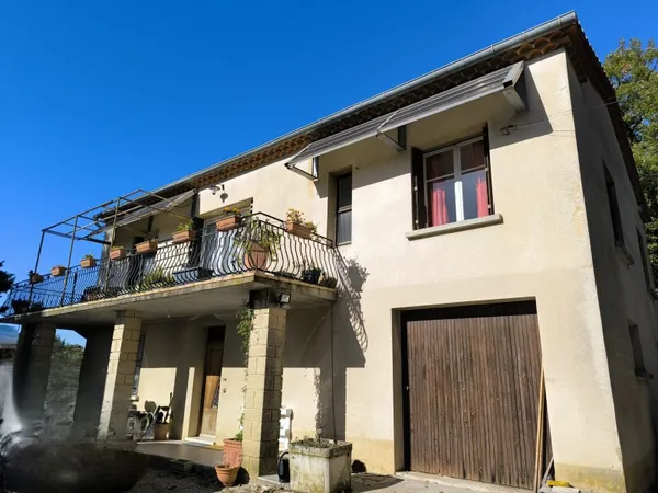 EXCLUSIF ! A 15 mn d'Uzès Maison de 200m2 sur 1560m2