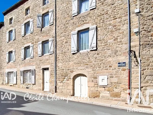 Vente Maison de village 8 pièces