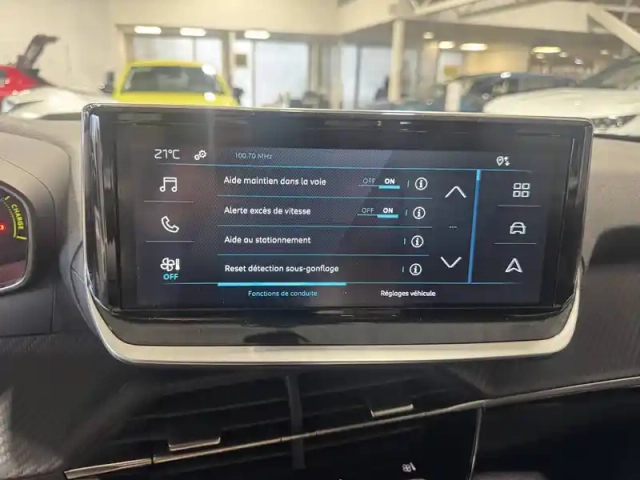 Peugeot 2008 electrique 50 kwh 136 ch — photo 59