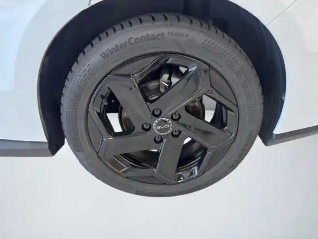 Byd Seal 6 1.5 phev dm-i comfort lite — photo 9