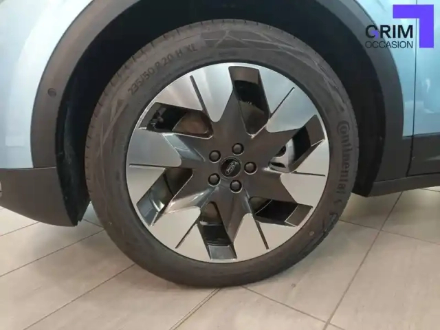 Ford Explorer awd extended range 79 kwh 340 ch — photo 13