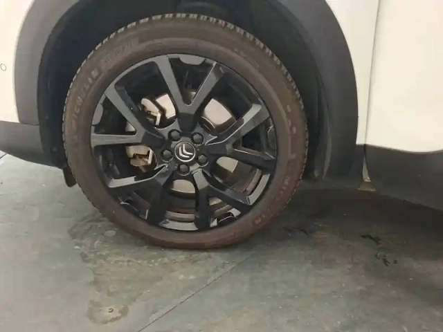 Citroën C5 Aircross hybride rechargeable 225 e-eat8 — photo 13