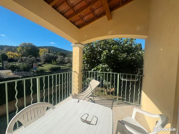 Villa 4 pièces Figanieres (83)