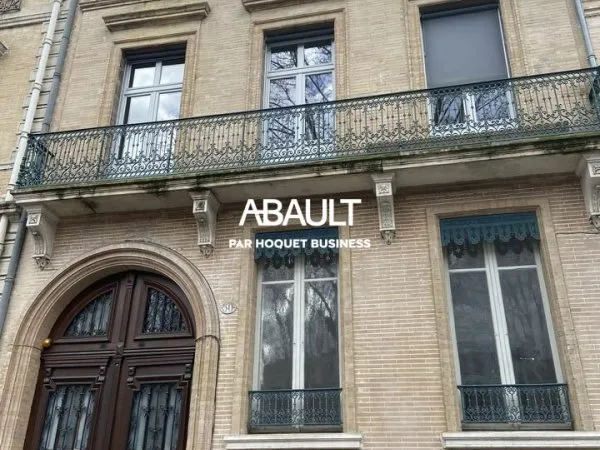 Local professionnel 110 m²