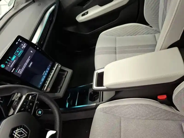 Renault Scenic e-tech électrique 220 ch grande autonomie — photo 30