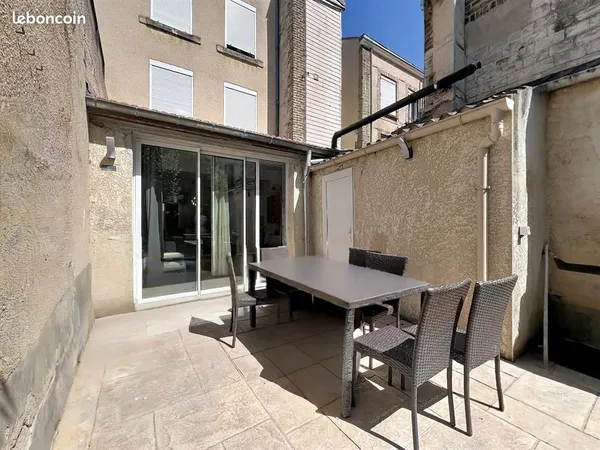 Maison 7 pièces 185 m²