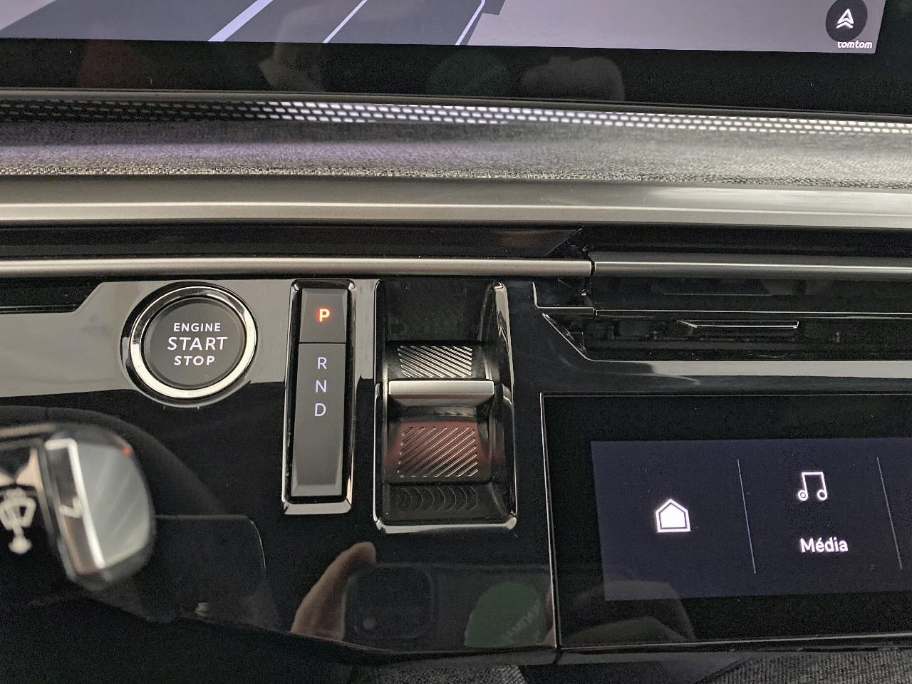 Peugeot 3008 electrique 210 ch 73 kwh gt — photo 15