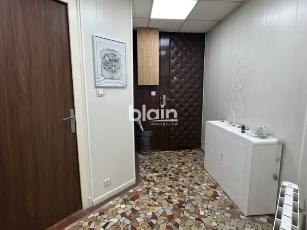 LOCAL COMMERCIAL - 96 M2 GRENOBLE CENTRE