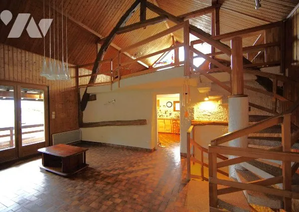Maison 7 pièces 178 m²
